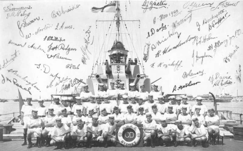 Экипаж «Сиднея», 1941 год